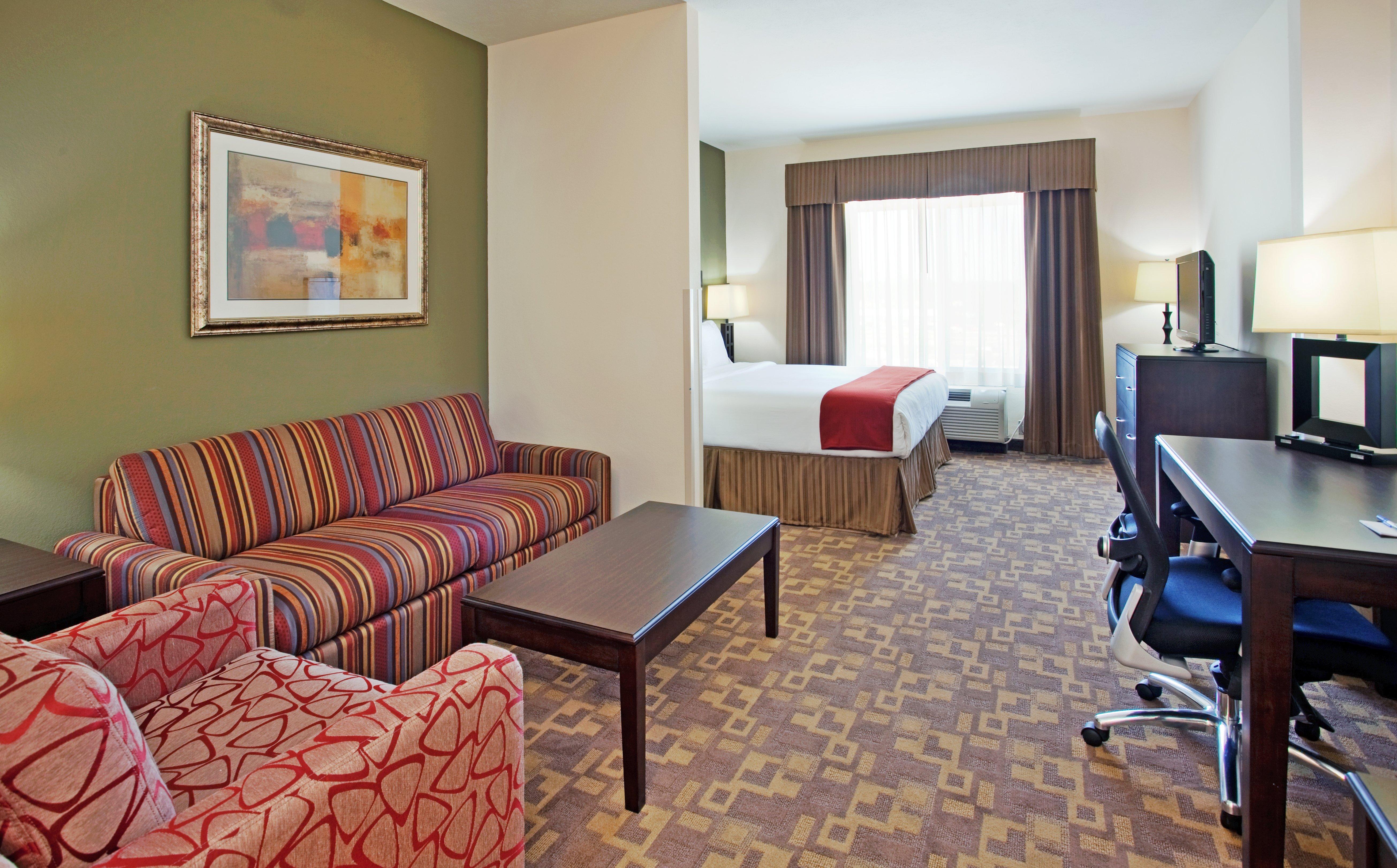 Holiday Inn Express & Suites North Topeka Zewnętrze zdjęcie